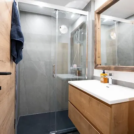 Charming Close To The Slopes, Skiing & Hiking Appartement *
